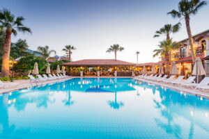 The Almond, Kyrenia