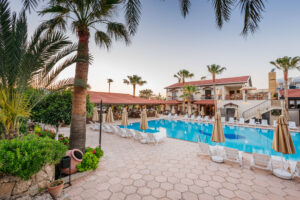 The Almond, Kyrenia